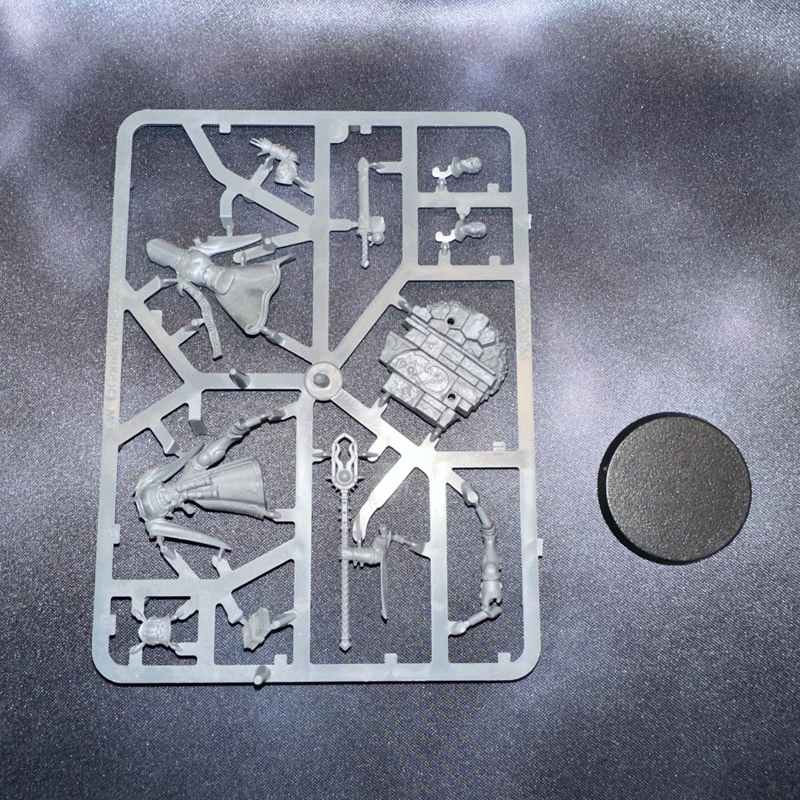 Knight-Arcanum - Stormcast Eternals -Warhammer  Age of Sigmar - NEW ON SPRUE
